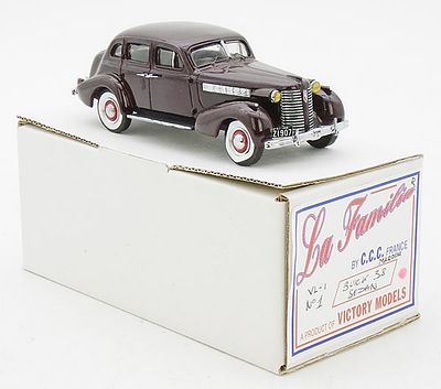 VICTORY MODELS LA FAMILIA VL-1 1938 BUICK SEDAN. resin, 1/43 scale, maroon, orig box &amp; 