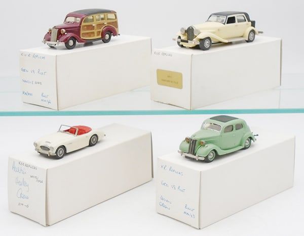Lot 204: 4 K&R REPLICA MODELS