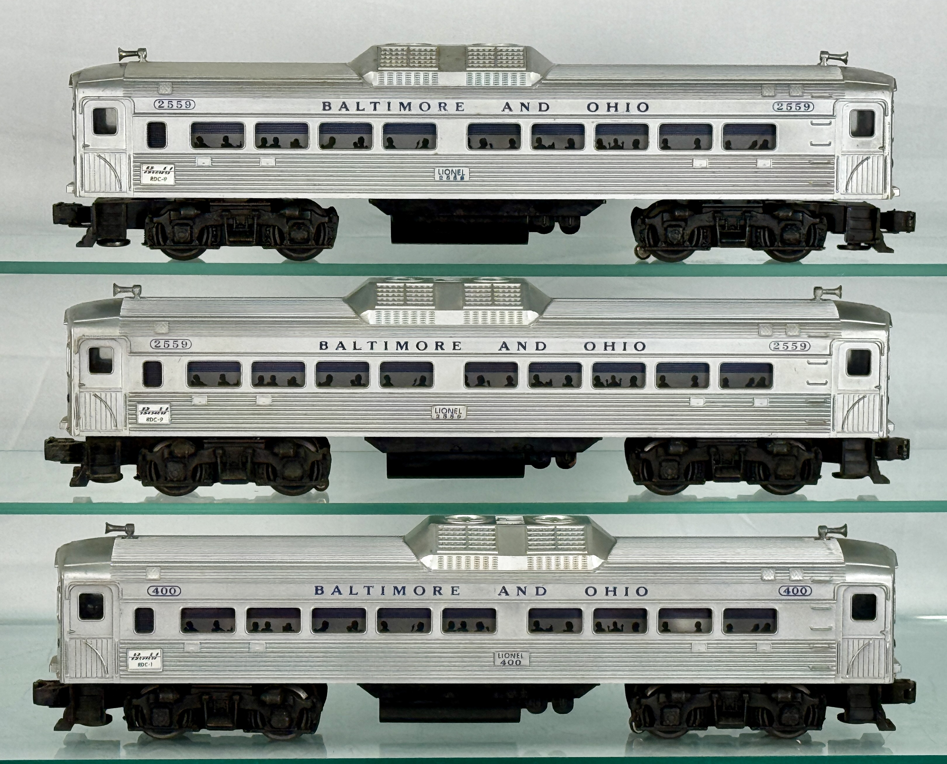 Rdc Set Lot 204 - Lionel O Gauge Baltimore & Ohio Budd RDC Train Set | Lloyd ...