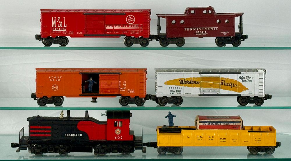 Lot 267: Lionel O Gauge 602 Seaboard Freight Set