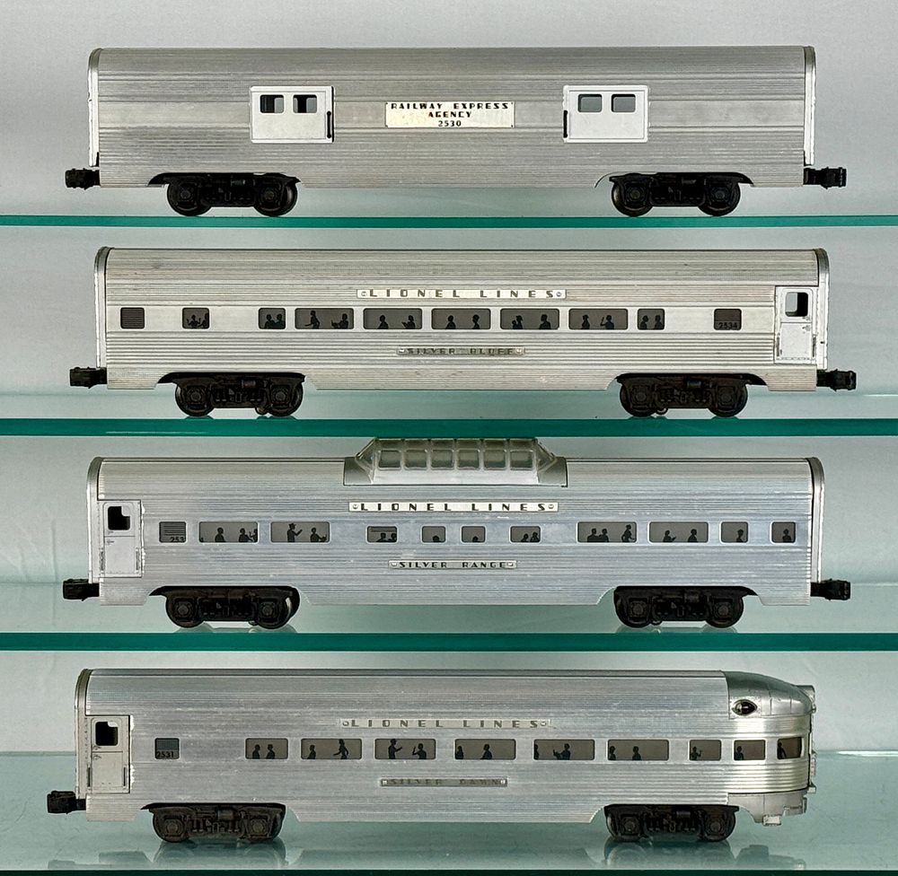 Lot 287: 4 Lionel Aluminum Passenger Cars