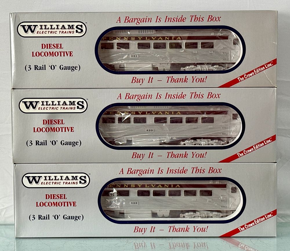 Lot 353: Three Williams Electric Trains 'O' Gauge Pennsylvania RDC Diesel Locomotives
