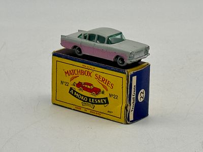 Matchbox Lesney 22B10 Vauxhall Cresta. St Code 22B14, B4 Box C8.
