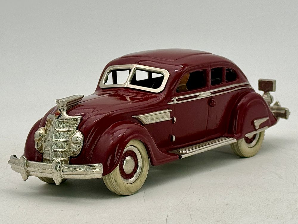 Lot 173: Tom Sehloff 1935 Chrysler Airflow