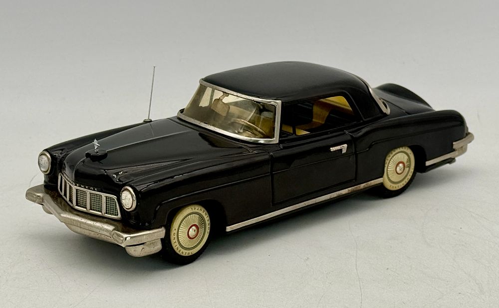 Lot 190: Linemar 1956 Lincoln Continental Mark II