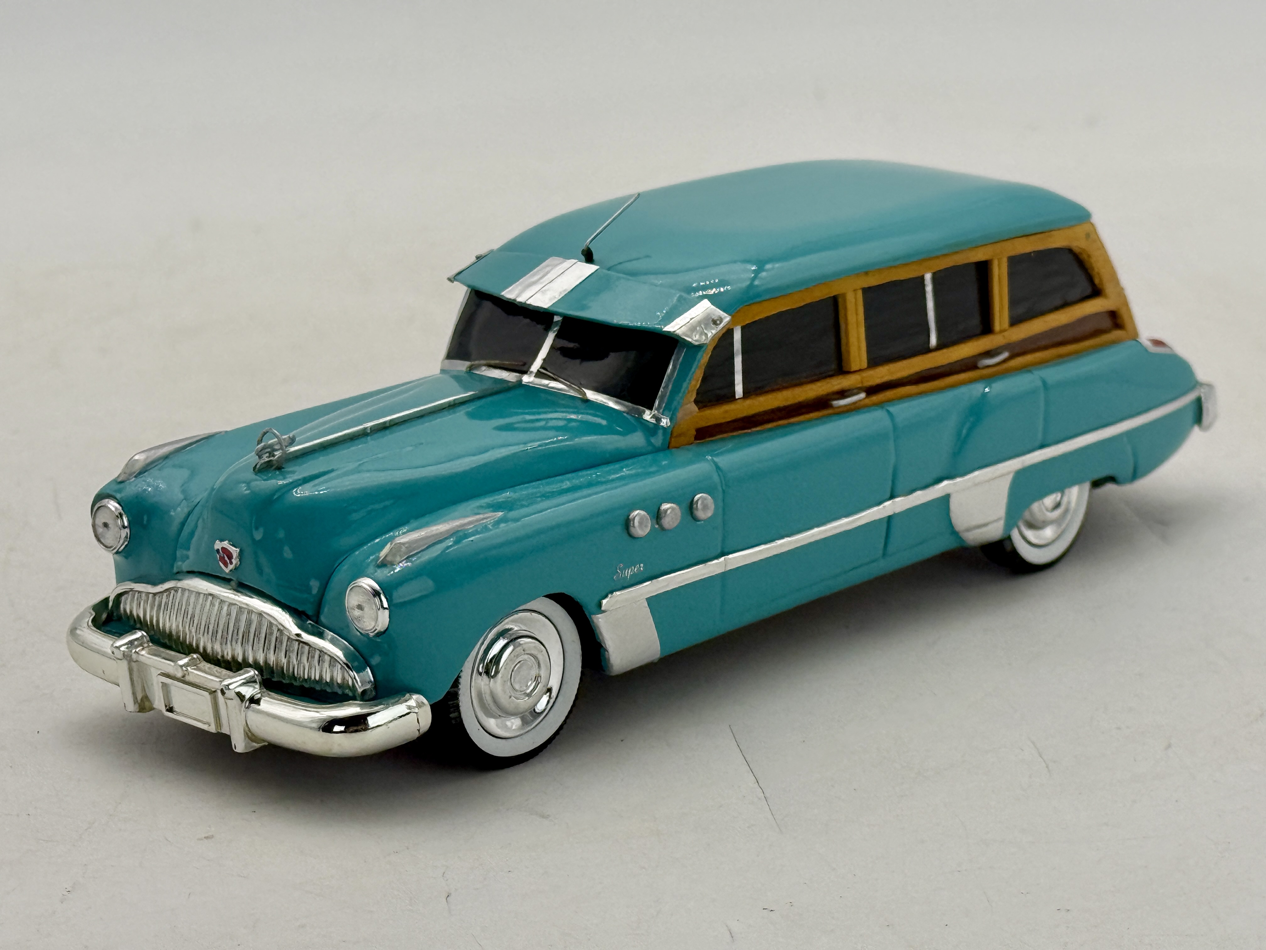 Lot 252 - Otto Vallastro 1949 Buick Super Estate Woody Wagon Model