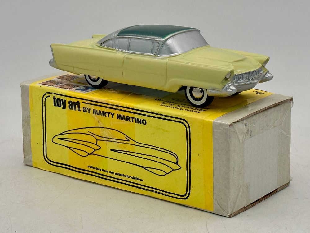 Lot 274: Marty Martino 1954 Mercury XM800 Model Car