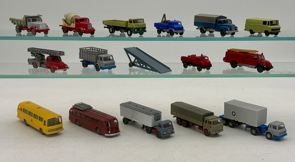 Lot 321: 16 Wiking Vehicles