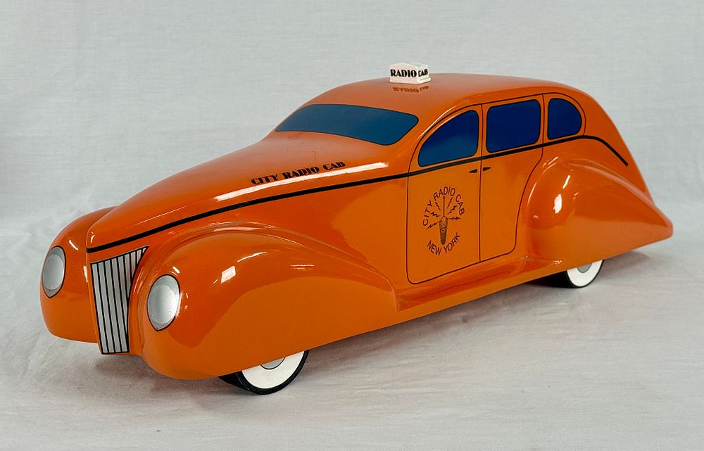 Lot 357: Speed Stuart Orange Streamline Radio Cab Toy Car