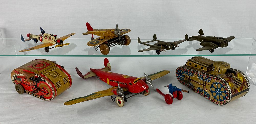 Lot 367: Marx Army Toys