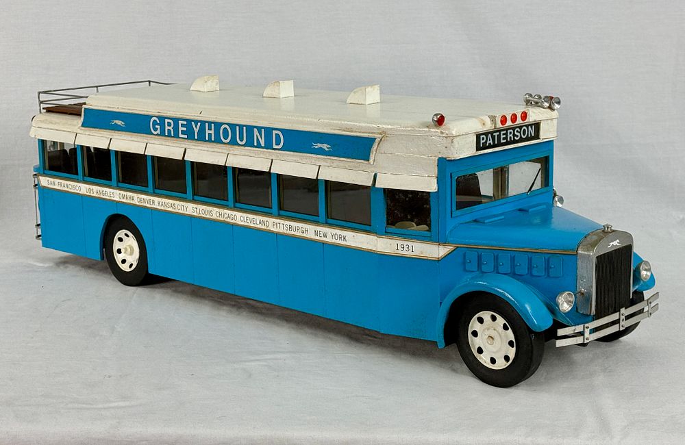 Lot 382: 1931 Greyhound Bus