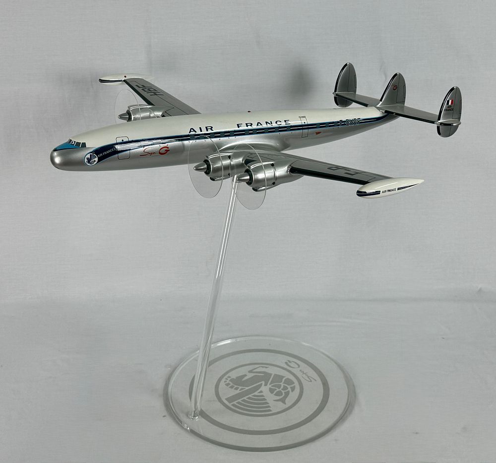 Lot 384: Air France Lockheed Super Constellation Model Airplane
