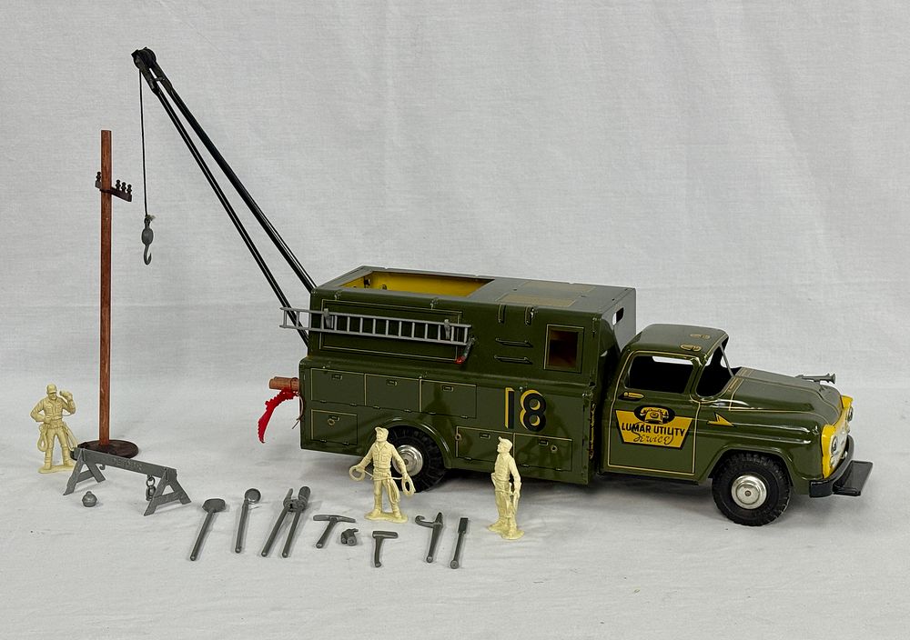 Lot 403: Marx Lumar Utility Service Truck Play Set