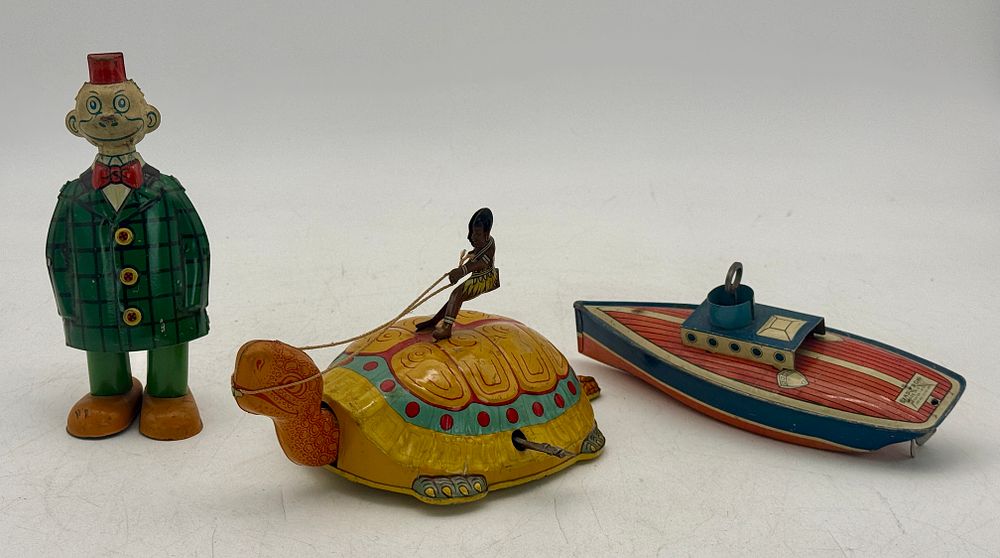 Lot 442: Three Chein / Lindstrom litho tin toys