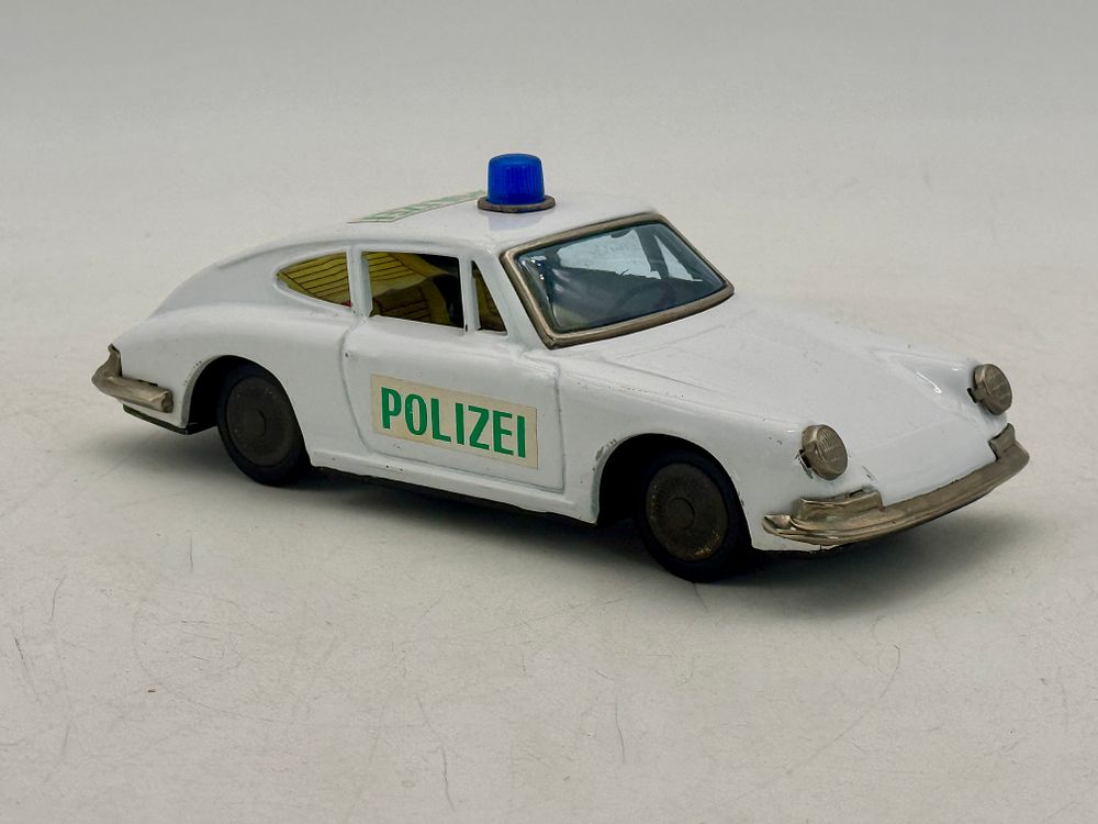 Lot 456: Yonezawa Tinplate Porsche Polizei Police Car
