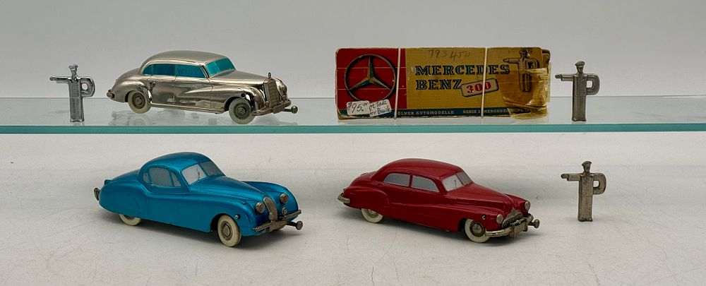 Lot 461: Three Prameta diecast automobiles