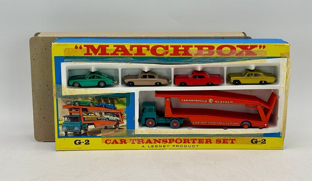 Lot 495: Matchbox Lesney G-2 Car Transporter Set with Five Vehicles