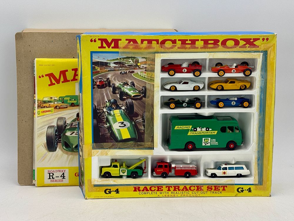 Lot 496: Matchbox G-4 Race Track Set