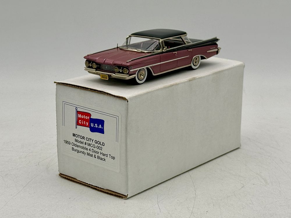 Lot 177: Motor City Gold 1959 Oldsmobile 4-Door Hardtop MCG-002 Model Car