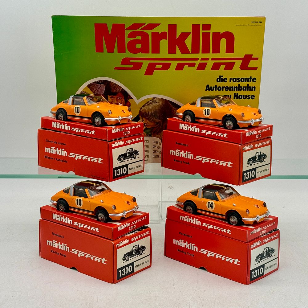 Lot 253: A Collection of Märklin Sprint Porsche 911 Targa Slot Cars
