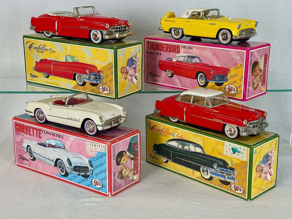 Lot 409: A Collection of Fifties Series Japanese Tin Toy Cars