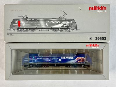 Marklin Siemens BR 152 HO digital Locomotive. This lot comprises an HO scale model locomotives 