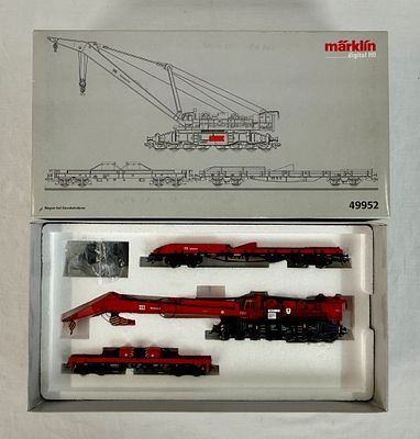 M&auml;rklin 49952 Digital H0 Scale Railroad Crane Car Set. A M&auml;rklin digital H0 scale railroad crane 