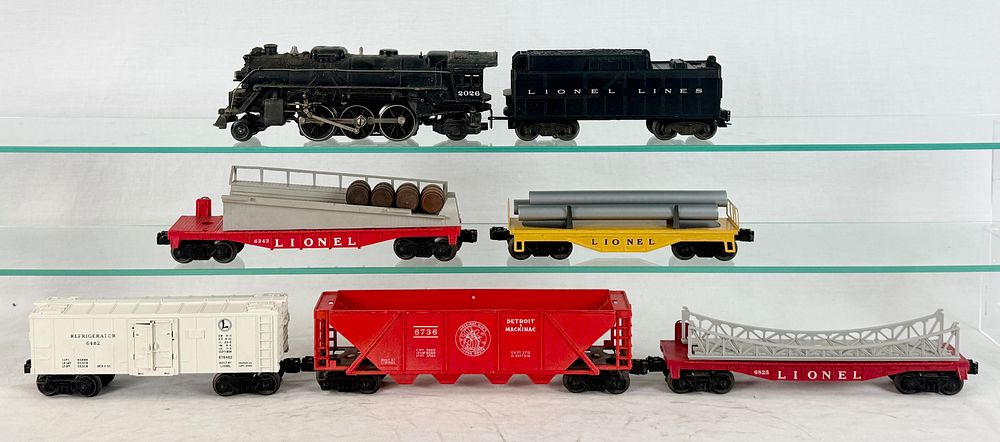 Lot 481: Lionel Postwar O-Gauge Steam Locomotive and Freight Cars