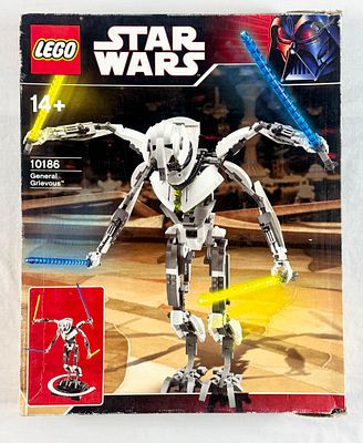 LEGO Star Wars Ultimate Collector Series General Grievous Building Set 10186. This is a LEGO 