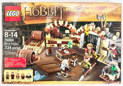 LEGO The Hobbit An Unexpected Journey Barrel Escape Building Set 79004. This LEGO construction 