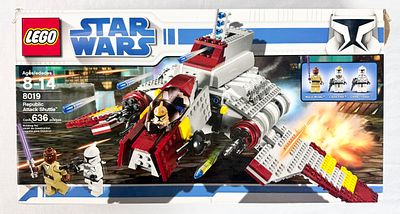 LEGO Star Wars Republic Attack Shuttle Set 8019. This is a LEGO Star Wars construction building 