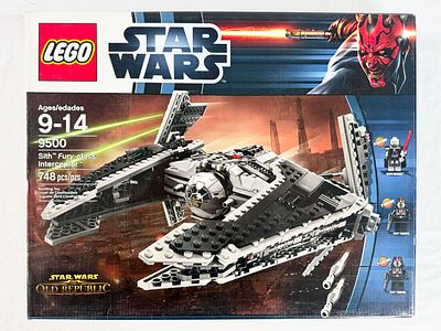 LEGO Star Wars The Old Republic Sith Fury-class Interceptor Set 9500. LEGO Star Wars Sith 