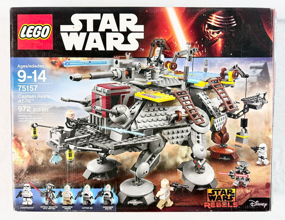 Lot 245: LEGO Star Wars Rebels Captain Rex's AT-TE Set 75157