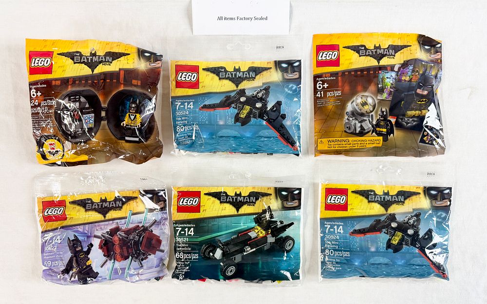 Lot 286: Six LEGO The Batman Movie Factory Sealed Polybags