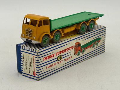 Dinky Supertoys No. 902 Foden Flat Truck in Original Box. Dinky Supertoys No. 902 Foden Flat 