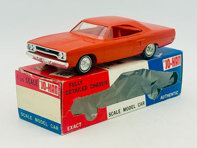 Jo-Han 1970 Plymouth GTX Promo Model with Box. Jo-Han 1/25 scale promotional model of a 1970 