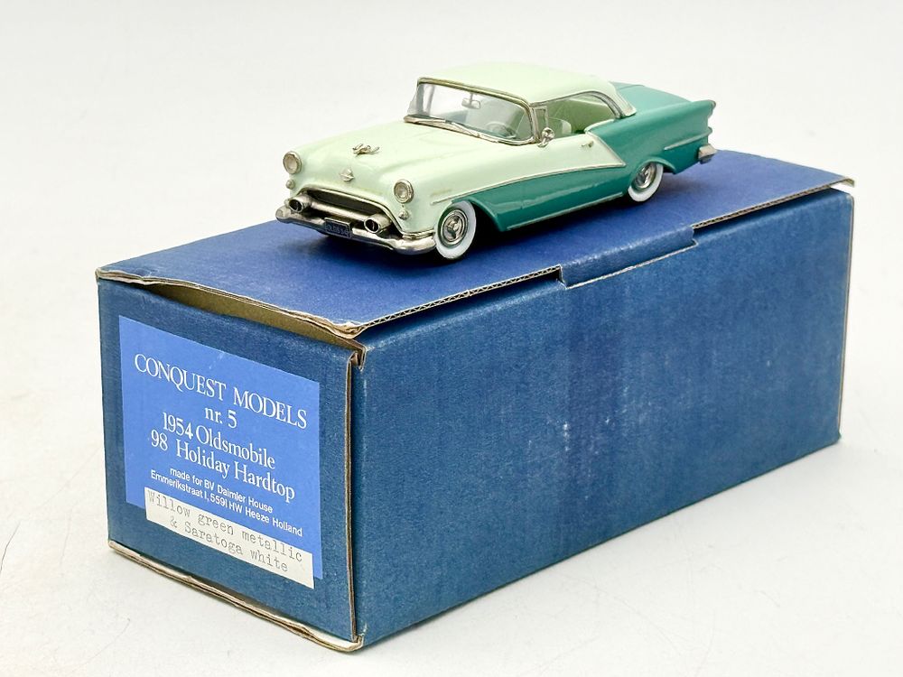 Lot 9: Conquest Models nr 5 1954 Oldsmobile 98 Holiday Hardtop