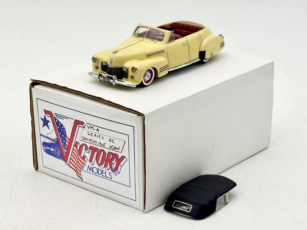 Lot 17: Victory Models 1941 Cadillac Series 62 Convertible Sedan