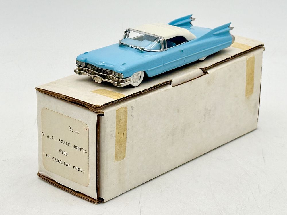 Lot 27: M.A.E. Scale Models 1959 Cadillac Convertible with Box