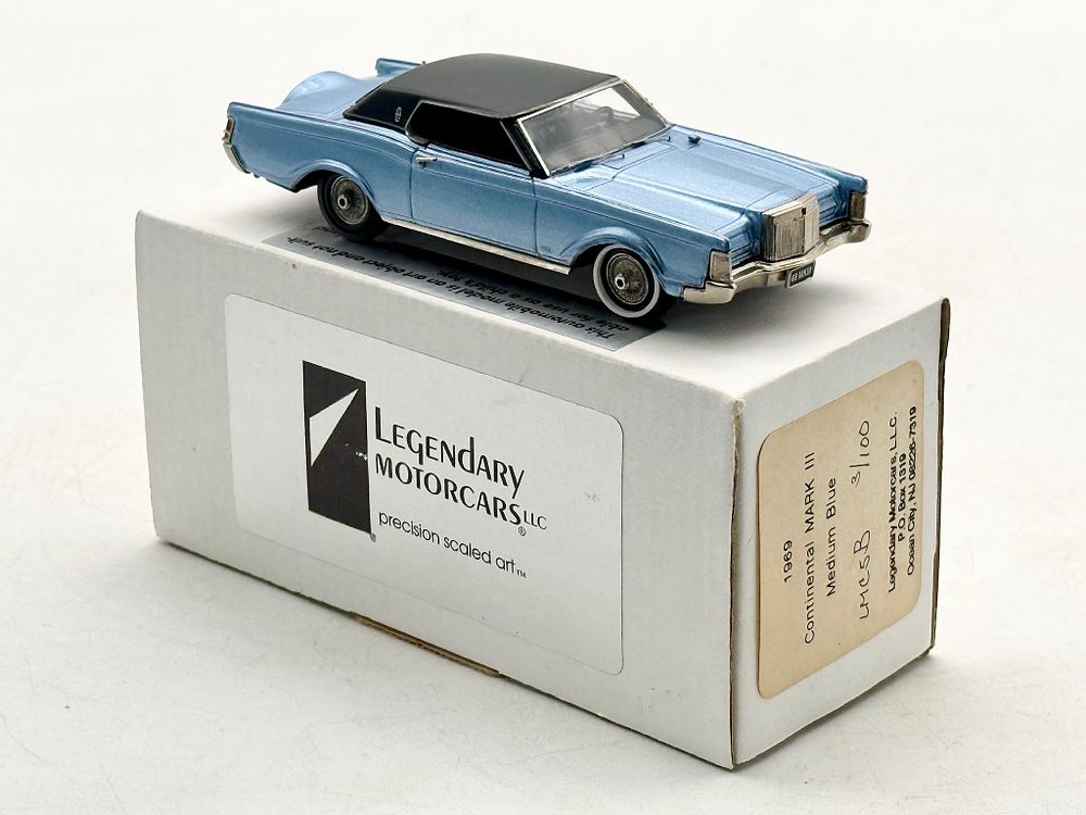 Lot 43: Legendary Motorcars 1969 Lincoln Continental Mark III Precision Model 3/100