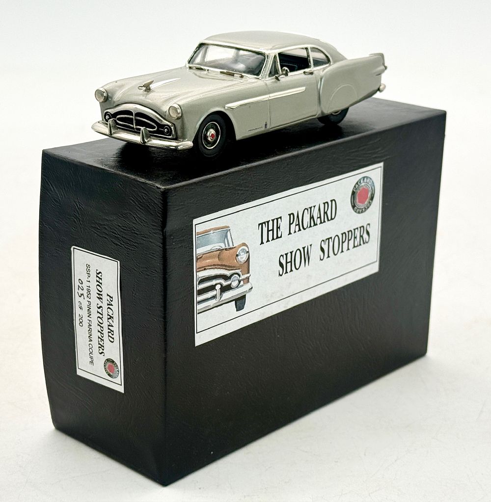 Lot 45: Packard Show Stoppers SSP-1 1952 Pinin Farina Coupe