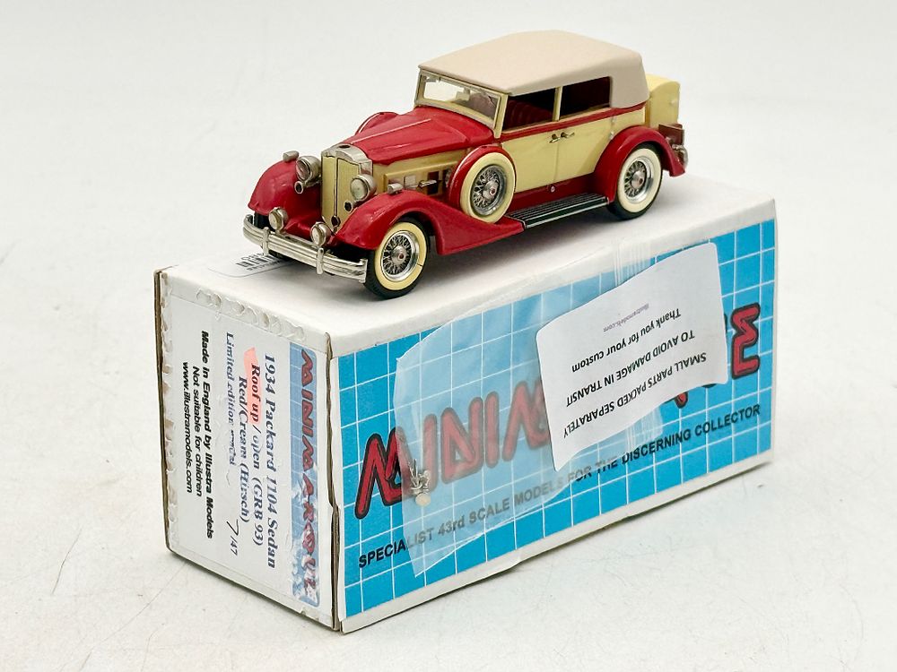 Lot 84: Illustra Models MiniMarque 1934 Packard 1104 Sedan Limited Edition