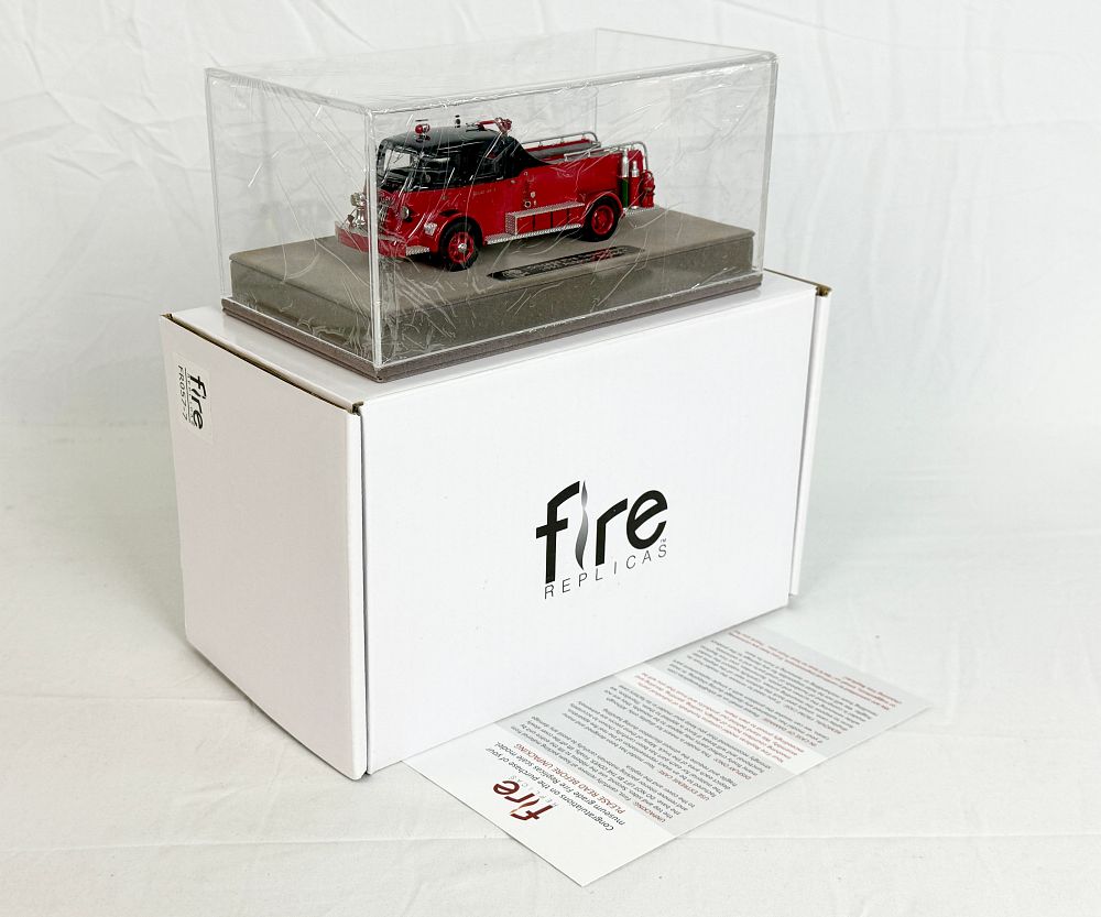 Lot 106: Fire Replicas Chicago Fire Department 1952 Autocar Squad 7 Model