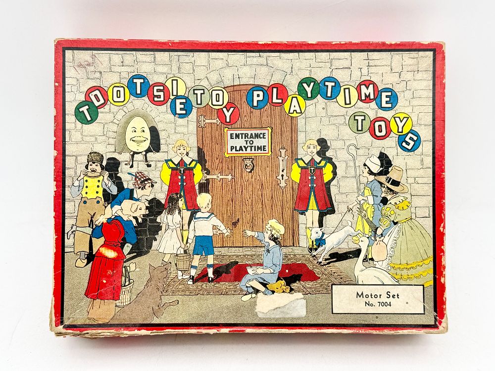 Lot 131: Tootsietoy Playtime Toys Motor Set No. 7004