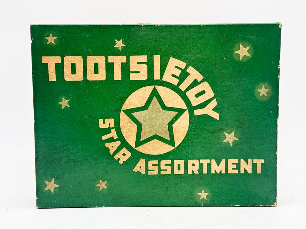 Lot 134: Tootsietoy Star Assortment Military Set in Original Box