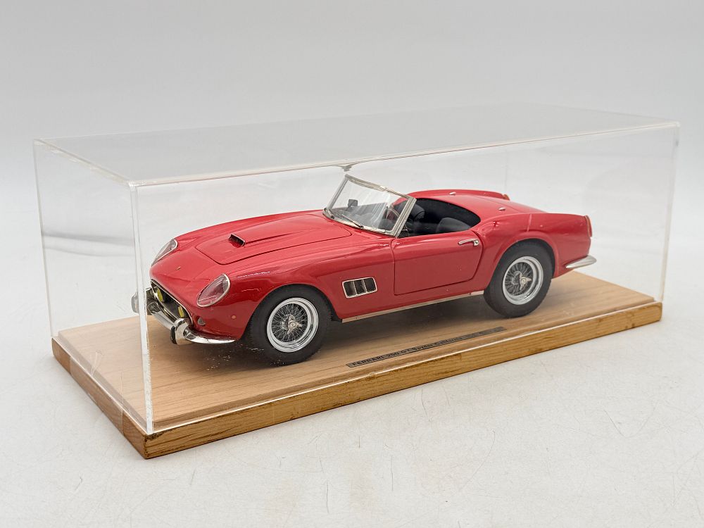Lot 265: Carlo Brianza Ferrari 250 GT Spyder California Scale Model