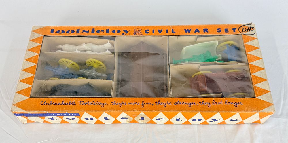 Lot 312: Vintage Tootsietoy Civil War Play Set In Original Box