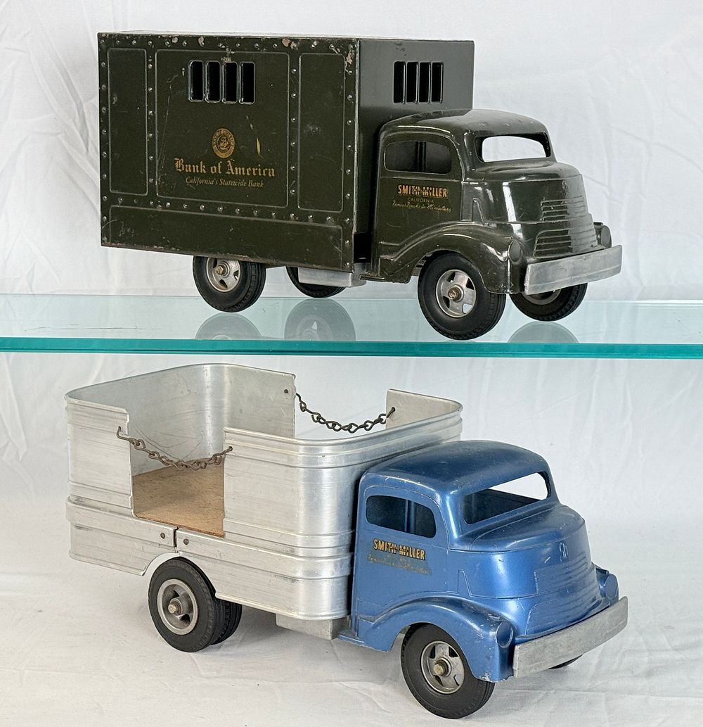 Lot 426: A Pair of Smith-Miller L-Head Cab-Over-Engine Trucks
