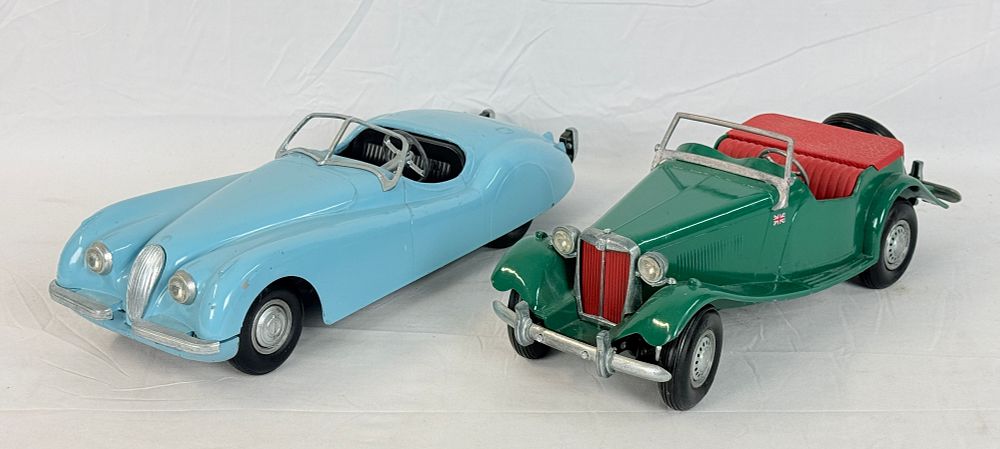 Lot 440: Two Doepke Model Toys Pressed Steel Roadster Automobiles