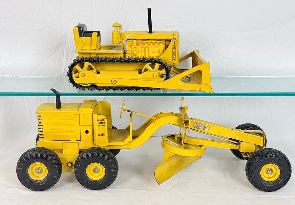 Lot 442: A Pair of Doepke Model Toys Construction Vehicles
